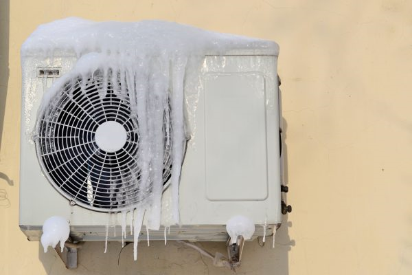 You are currently viewing What Causes an Air Conditioner to Freeze Up in Fort Myers and Cape Coral, FL?